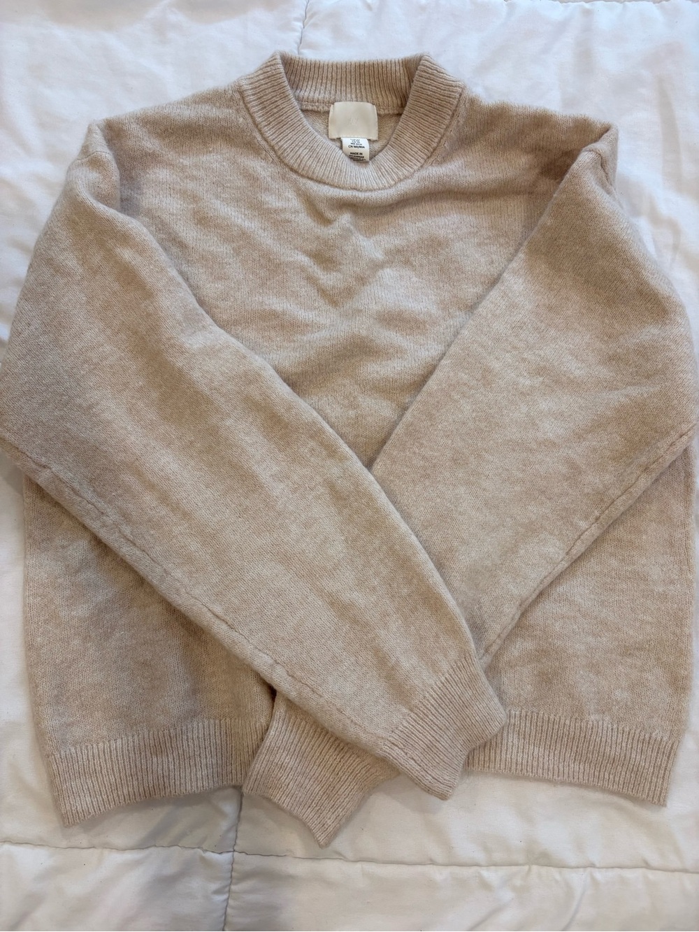 H&M Beige Crewneck Sweater - Soft Neutral Knit